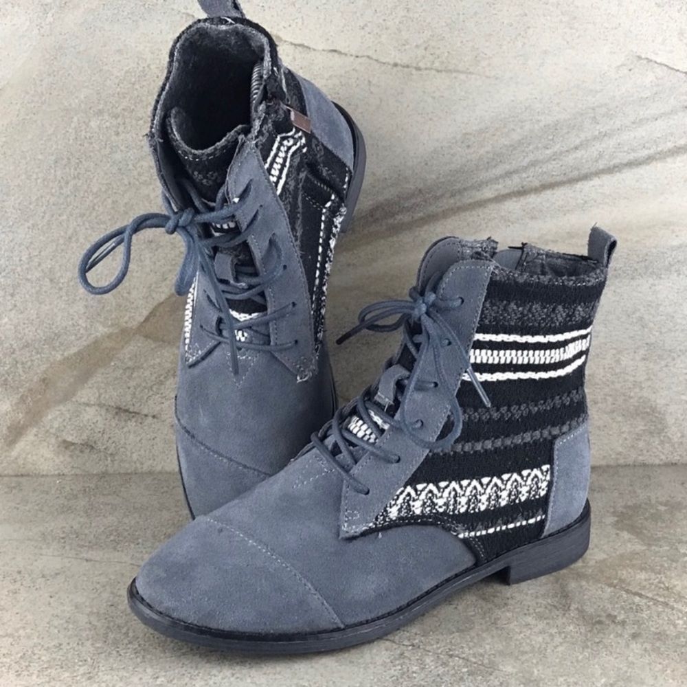 Toms Gray Suede Ankle Boots Size 6